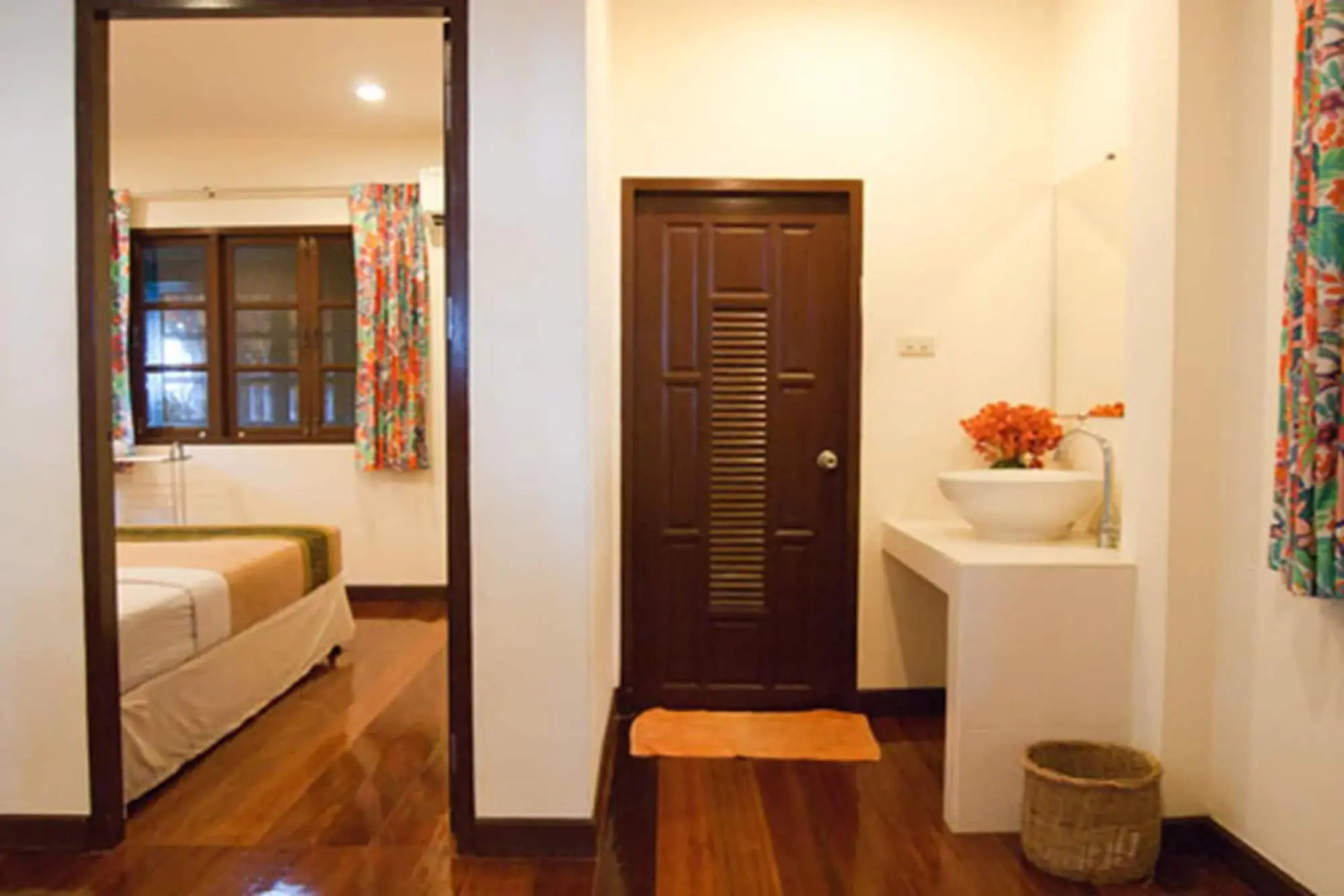 Baan Klang Aow Beach Resort