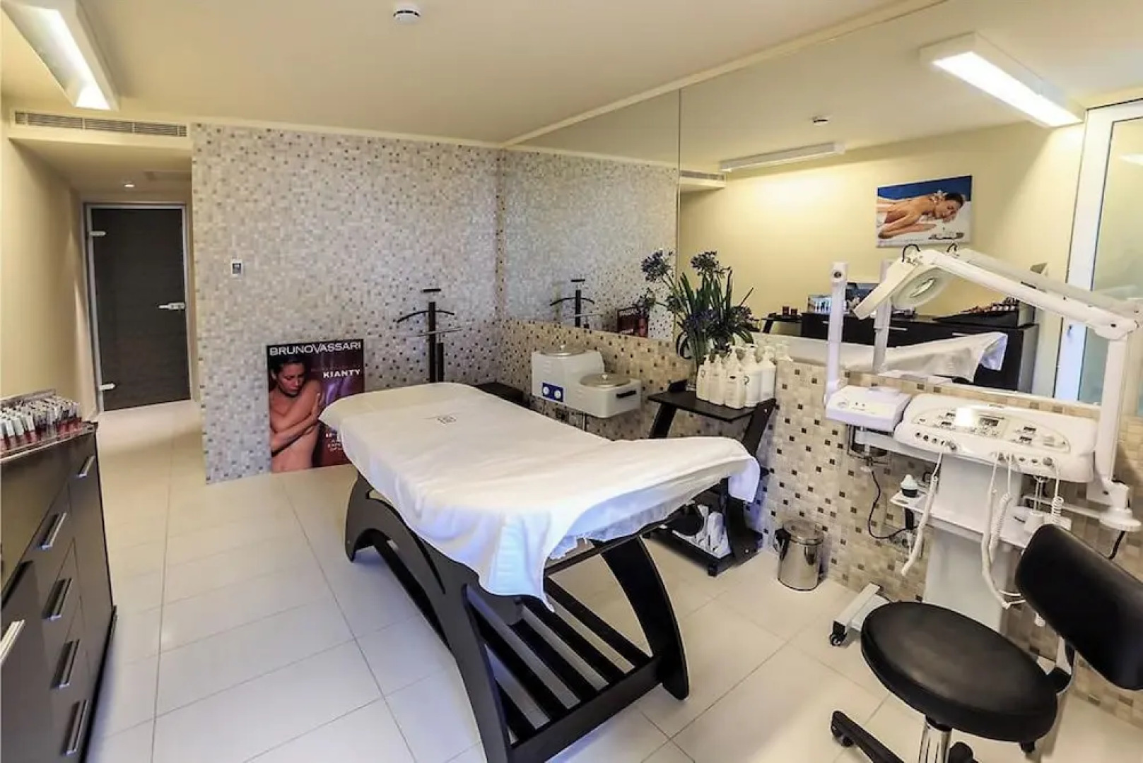 Carmen International Hotel