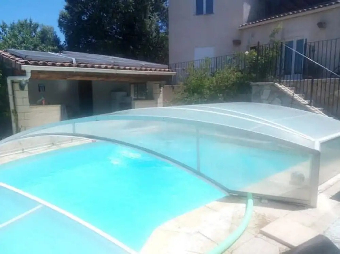 Chêne Vert - Aux Abords Du Village, Dans Un Environnement Boisée Proch