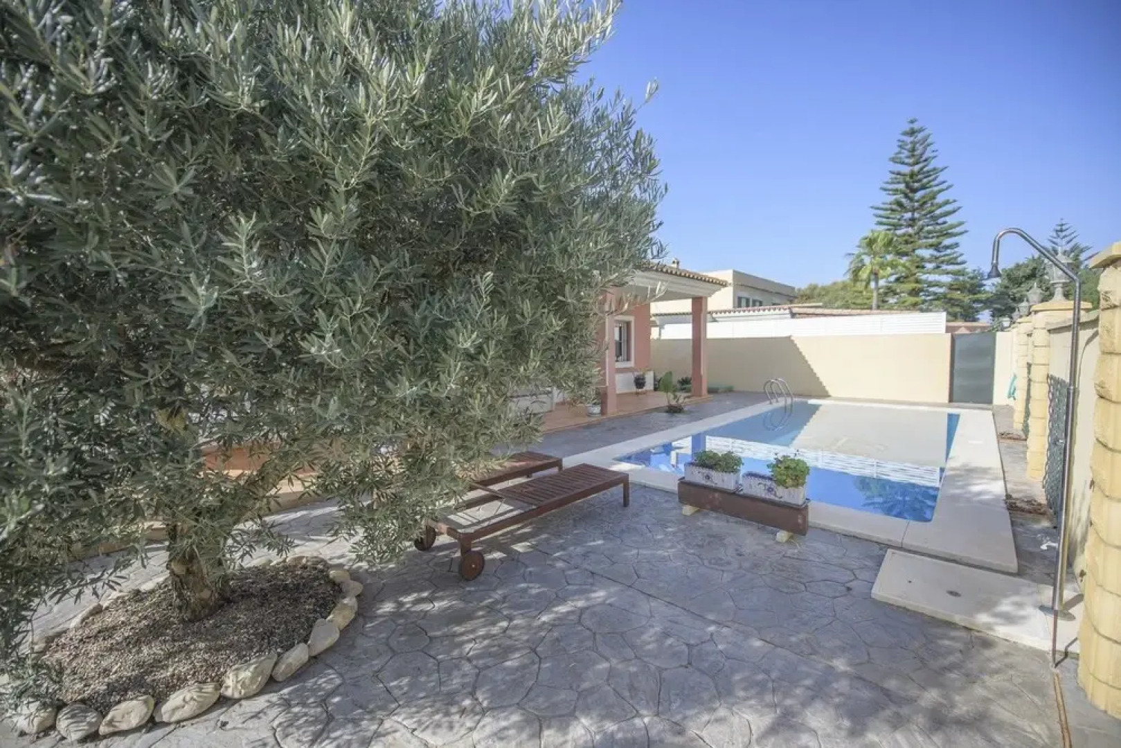 Villa With 3 Bedrooms in Chipiona, With Private Pool, Enclosed Garden and Wifi - 200 m From the Beach