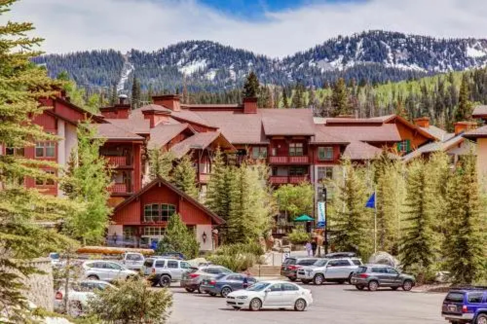 Powderhorn Lodge 107: Columbine Suite