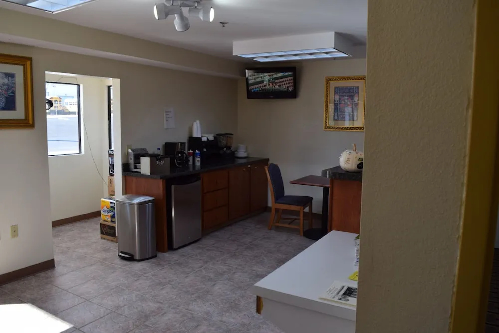 Royal Inn Douglasville