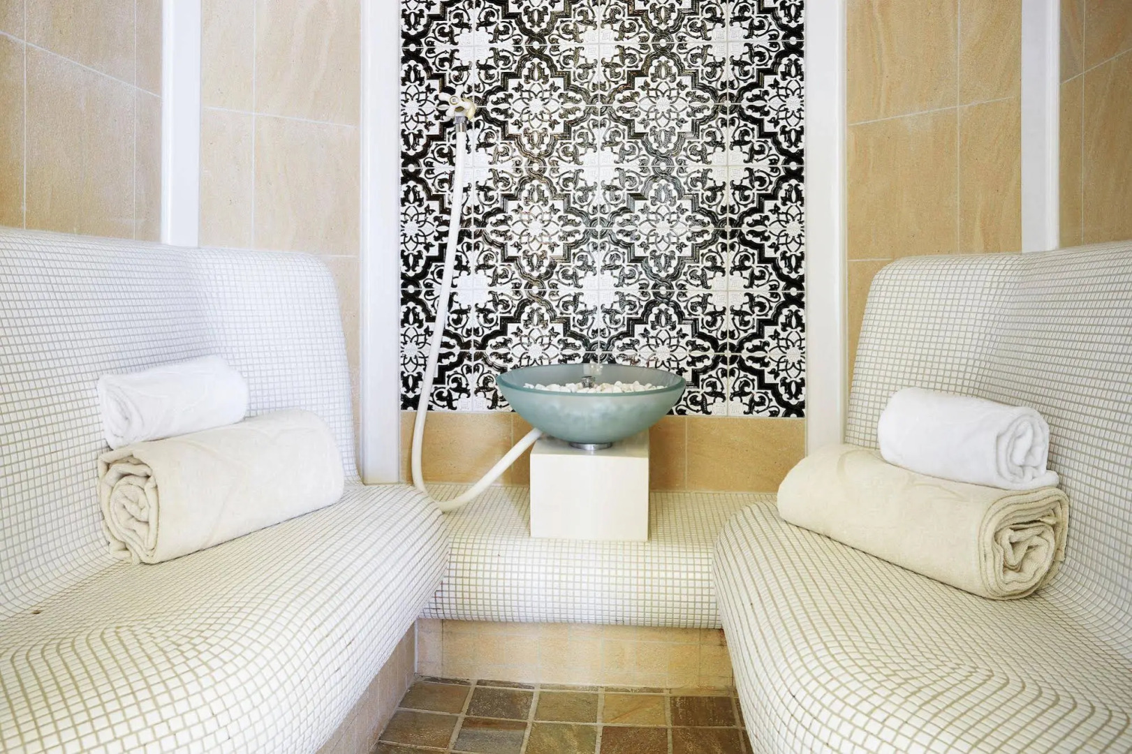 Grupotel Macarella Suites & Spa