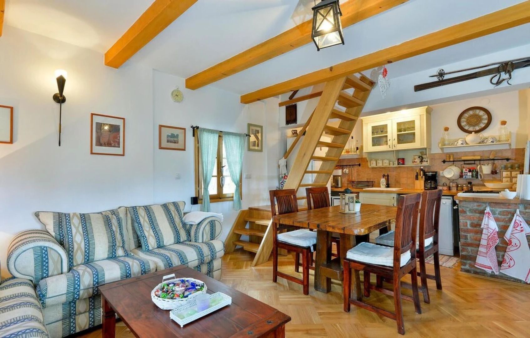 Awesome Home in Krapinske Toplice With 2 Bedrooms, Wifi and Outdoor Swimming Pool