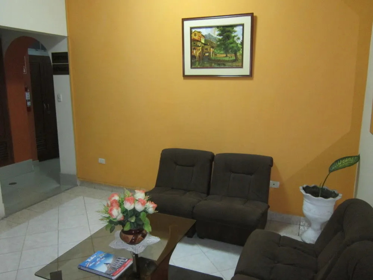 Suite Plaza Hotel Residencial