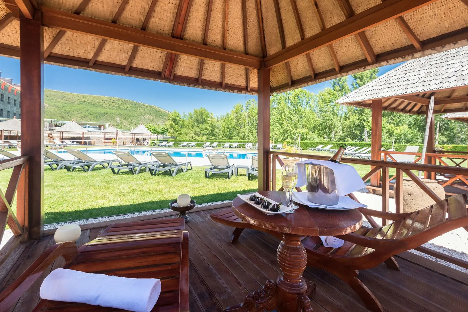 Hotel Monasterio de Boltana & SPA