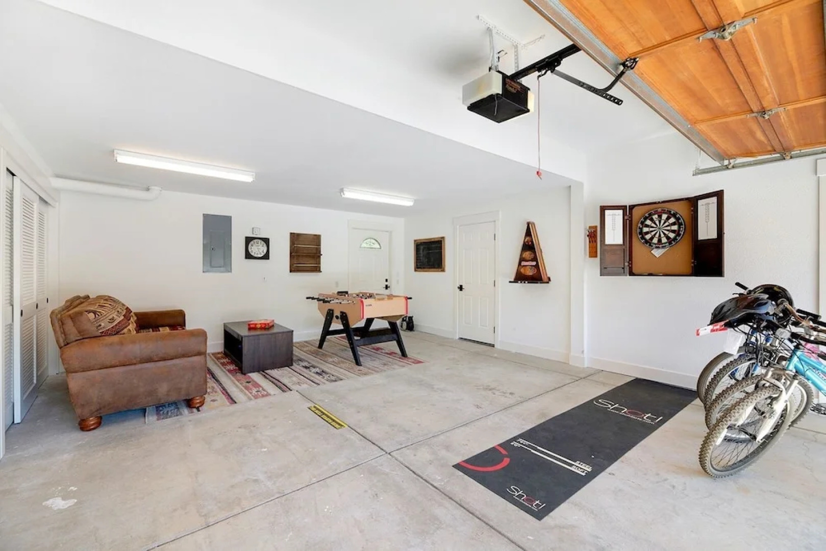 New Listing! Alpine W/ Private Hot Tub 4 Bedroom Home