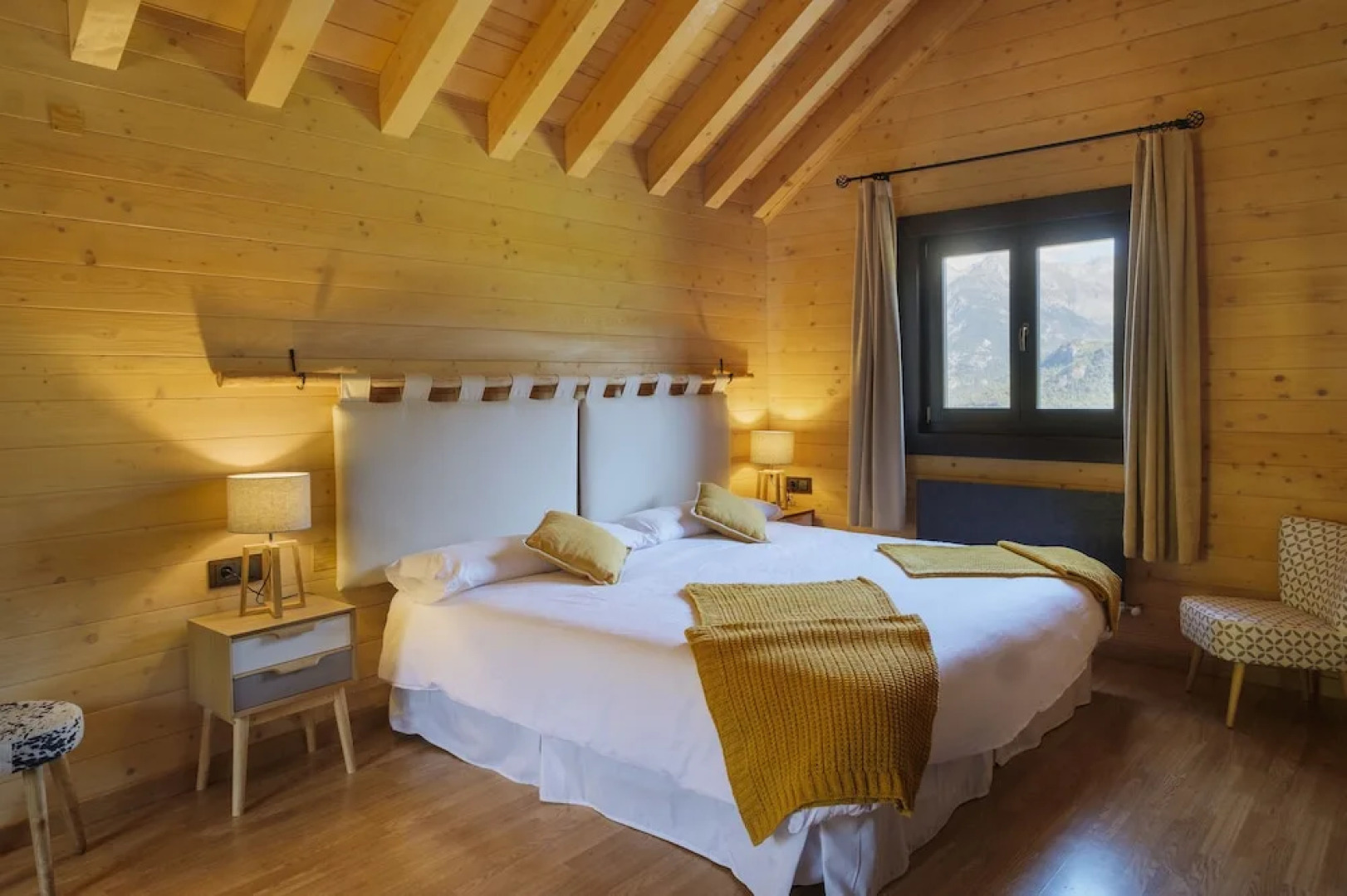 Aparthotel Piedrafita Lodge