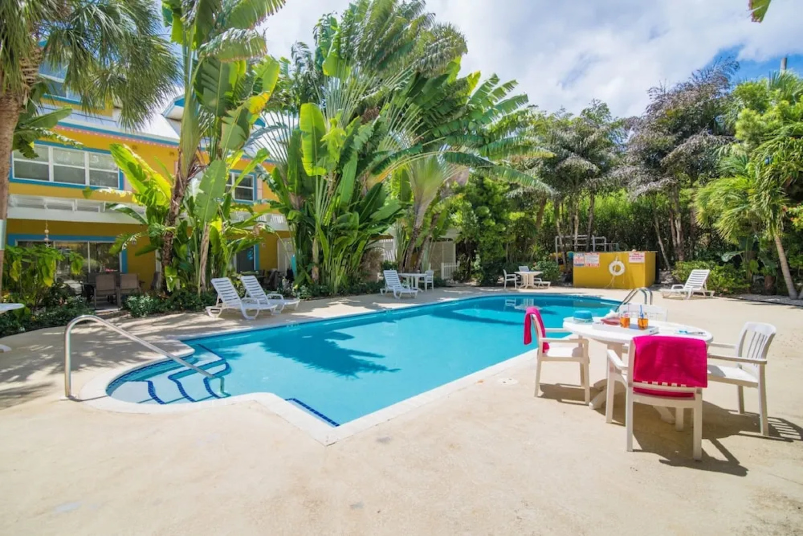 Coconut Bay by Cayman Villas