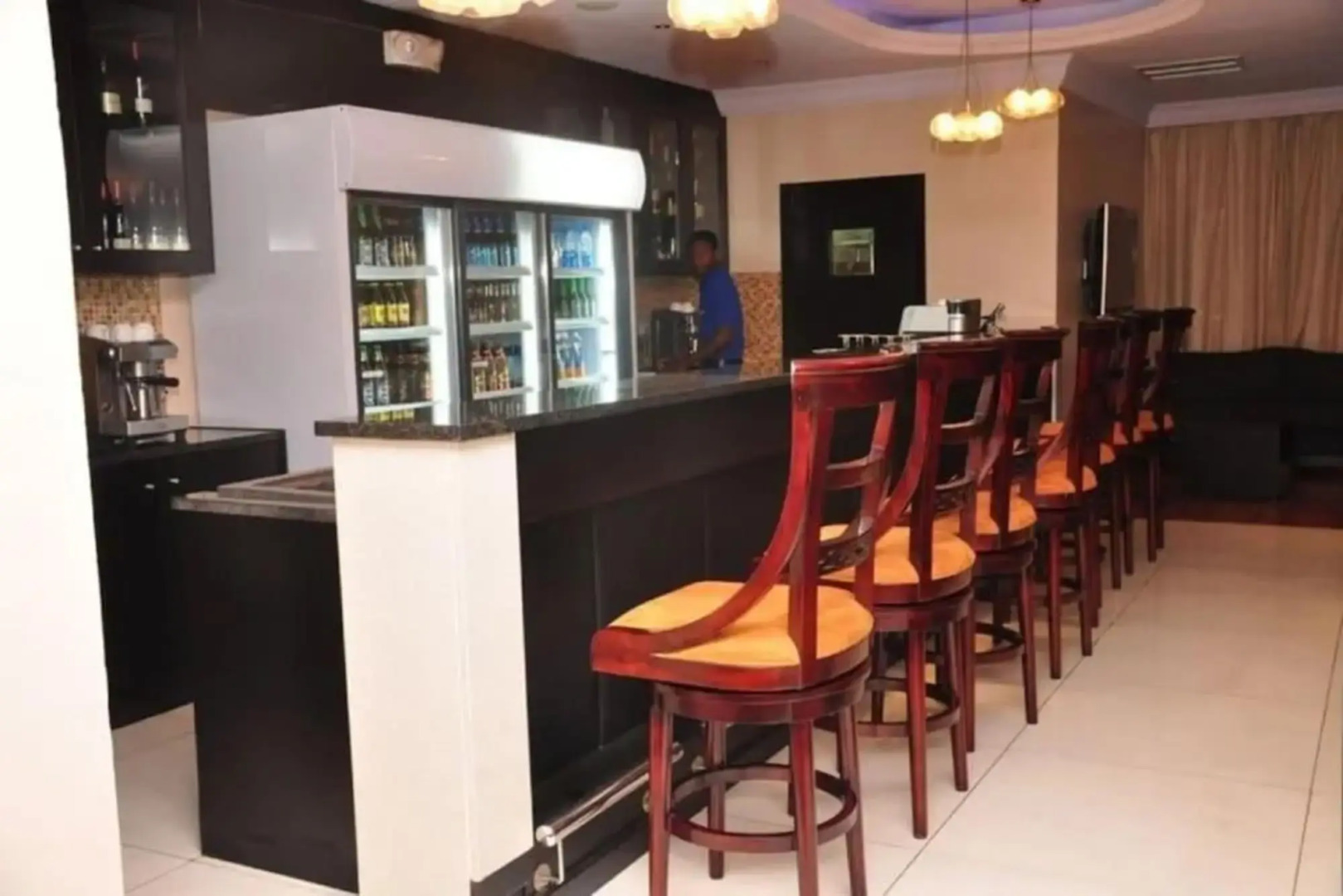 Golden Tulip Owu Crown Ibadan