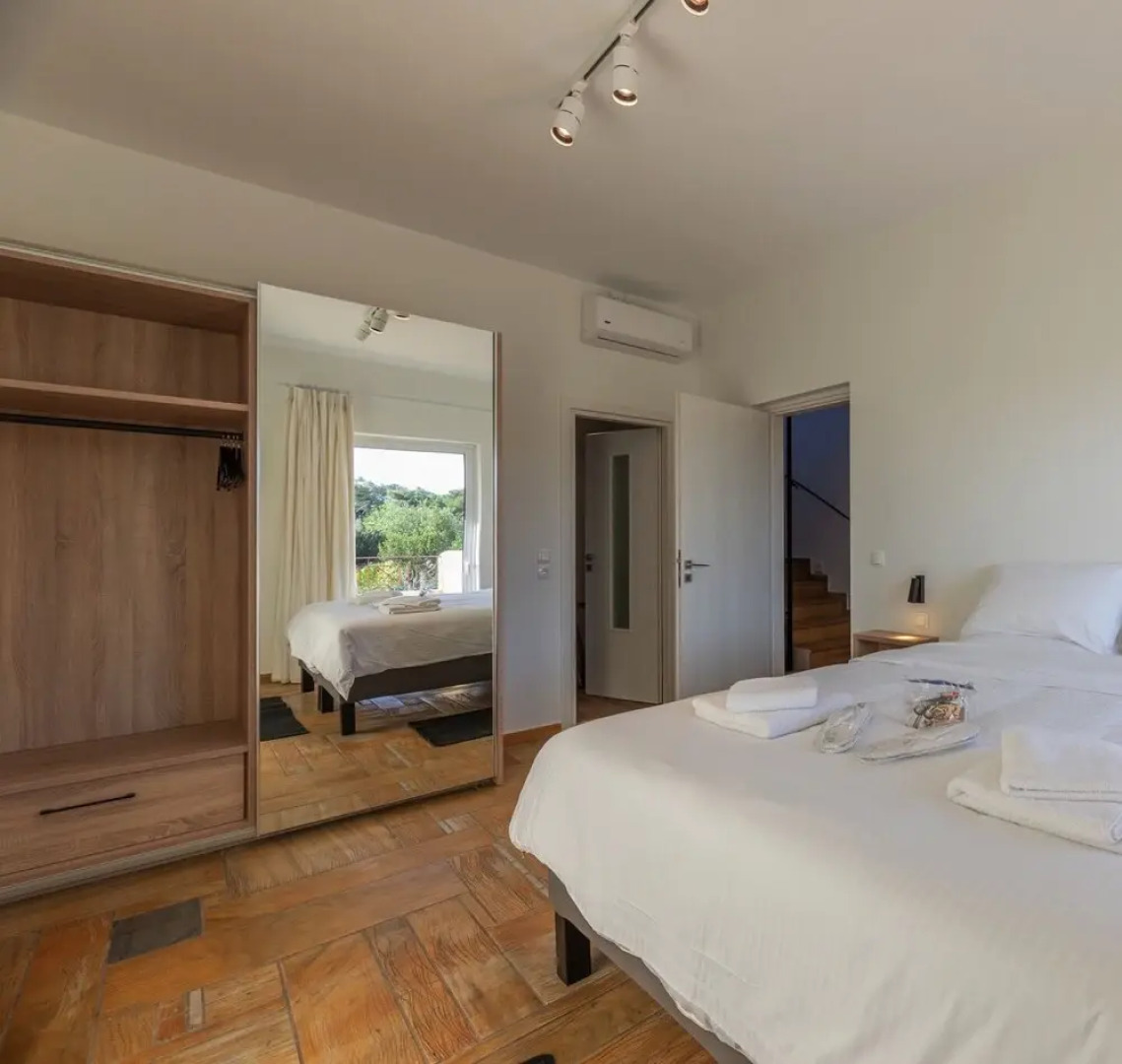 Villa Valma homm with 5 bedrooms and private pool