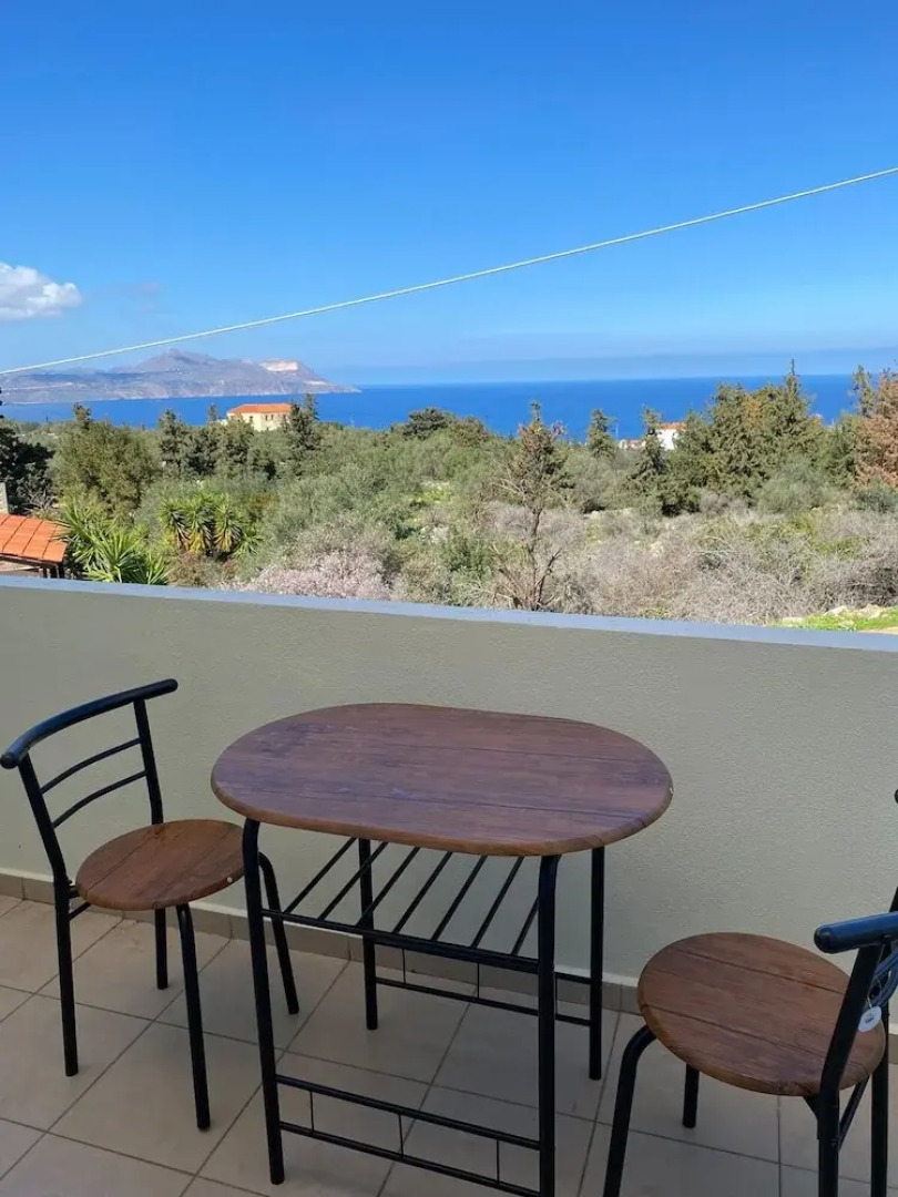 Jie s House in Countryside