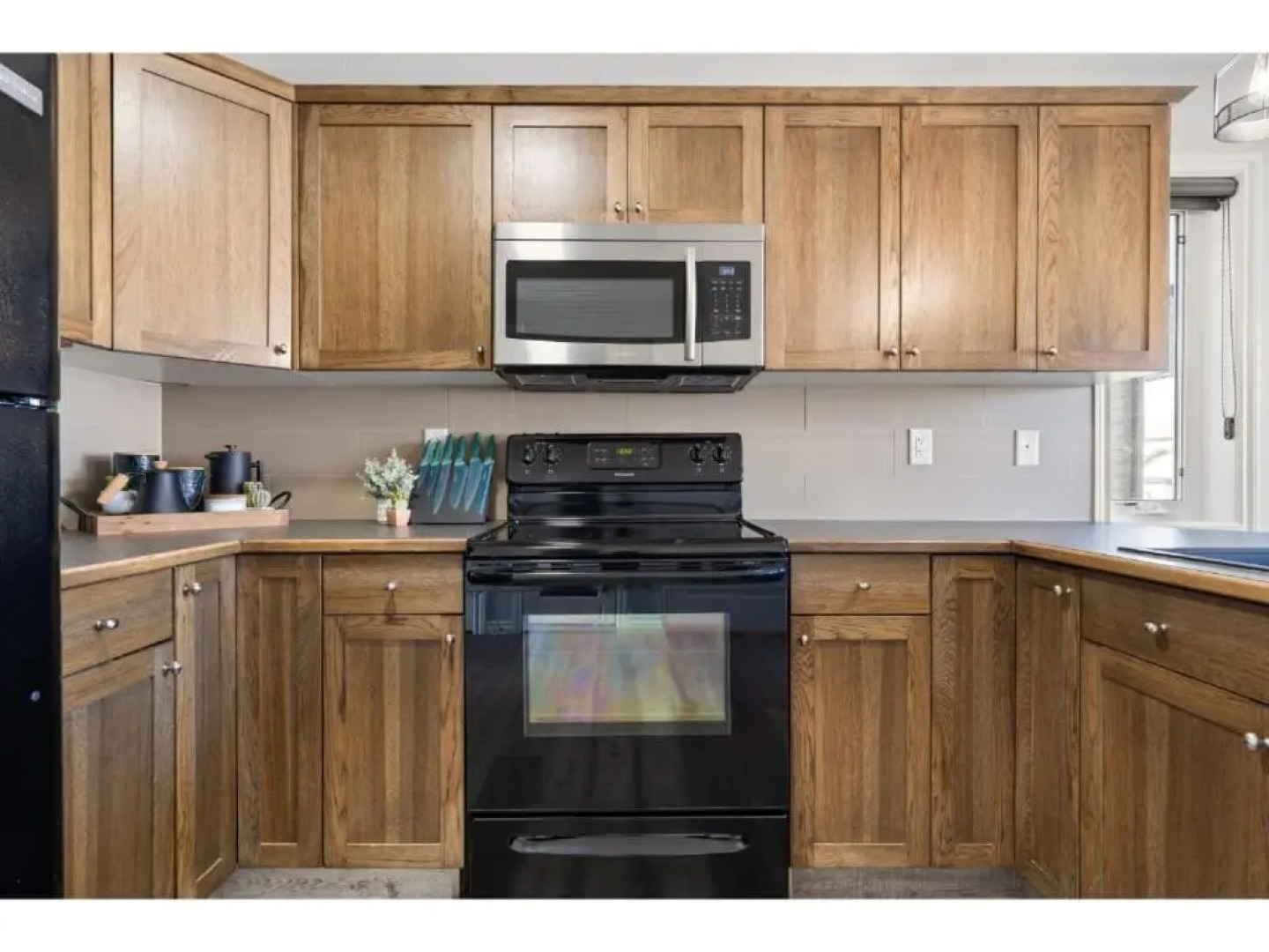 The Saturday I Sleeps 16 I BBQ & Patio I Fire Pit