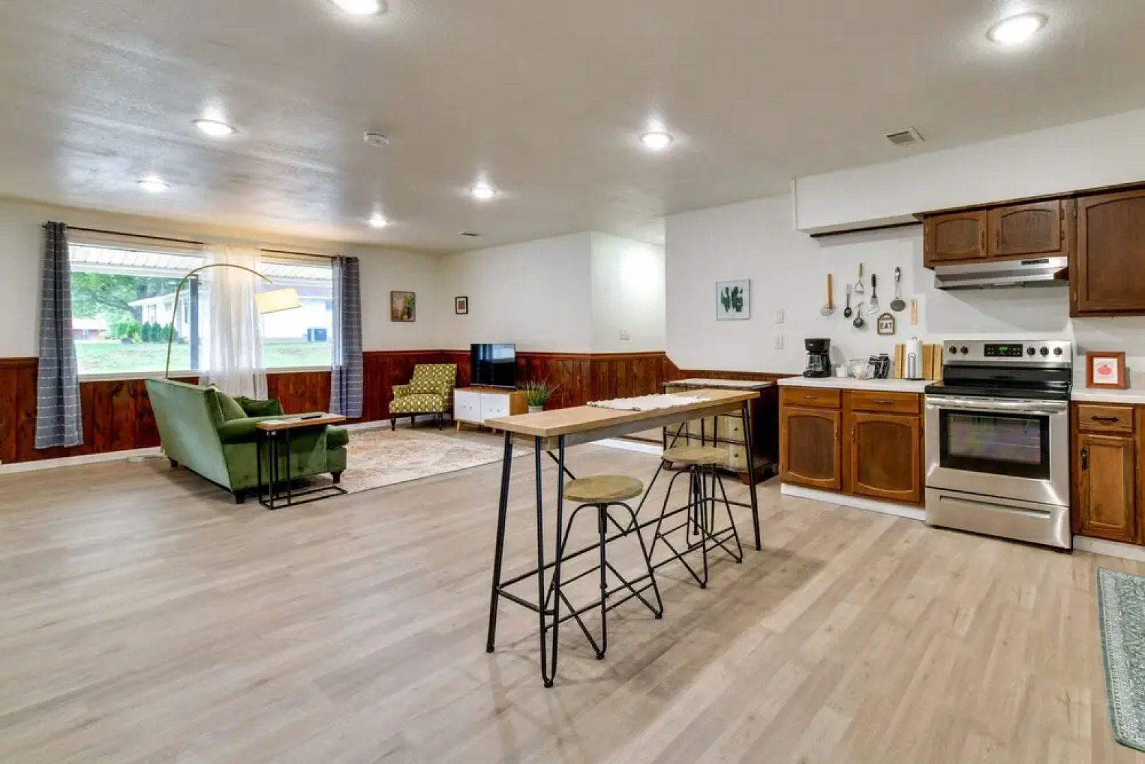 Jonesboro Retreat Near Arkansas State University!