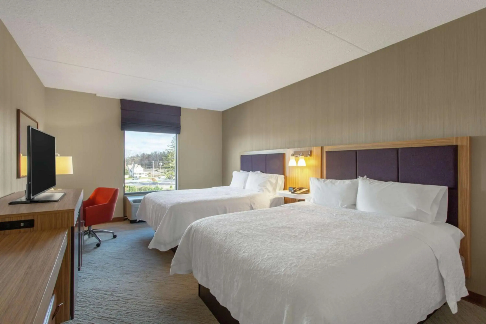 Hampton Inn & Suites Albany Airport