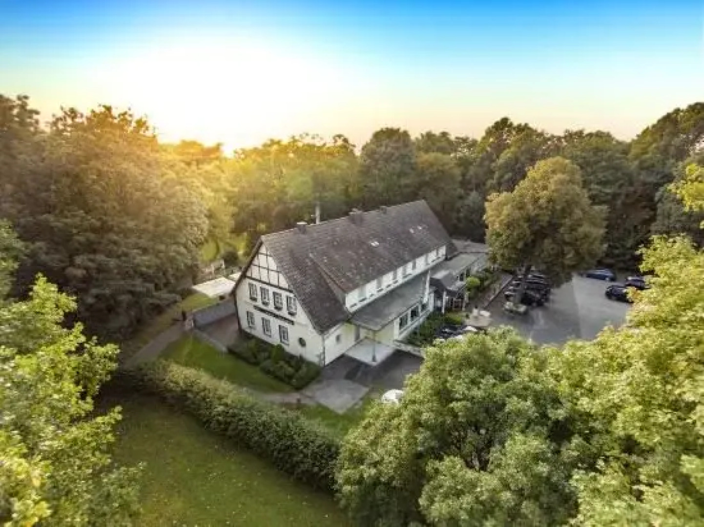 Wiener Hof Parkhotel