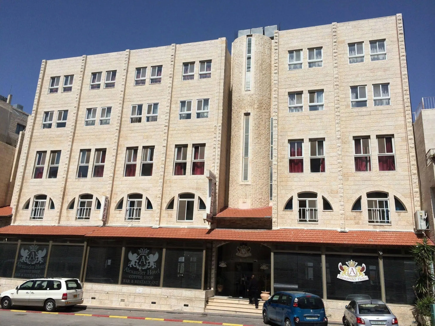 Alexander Hotel