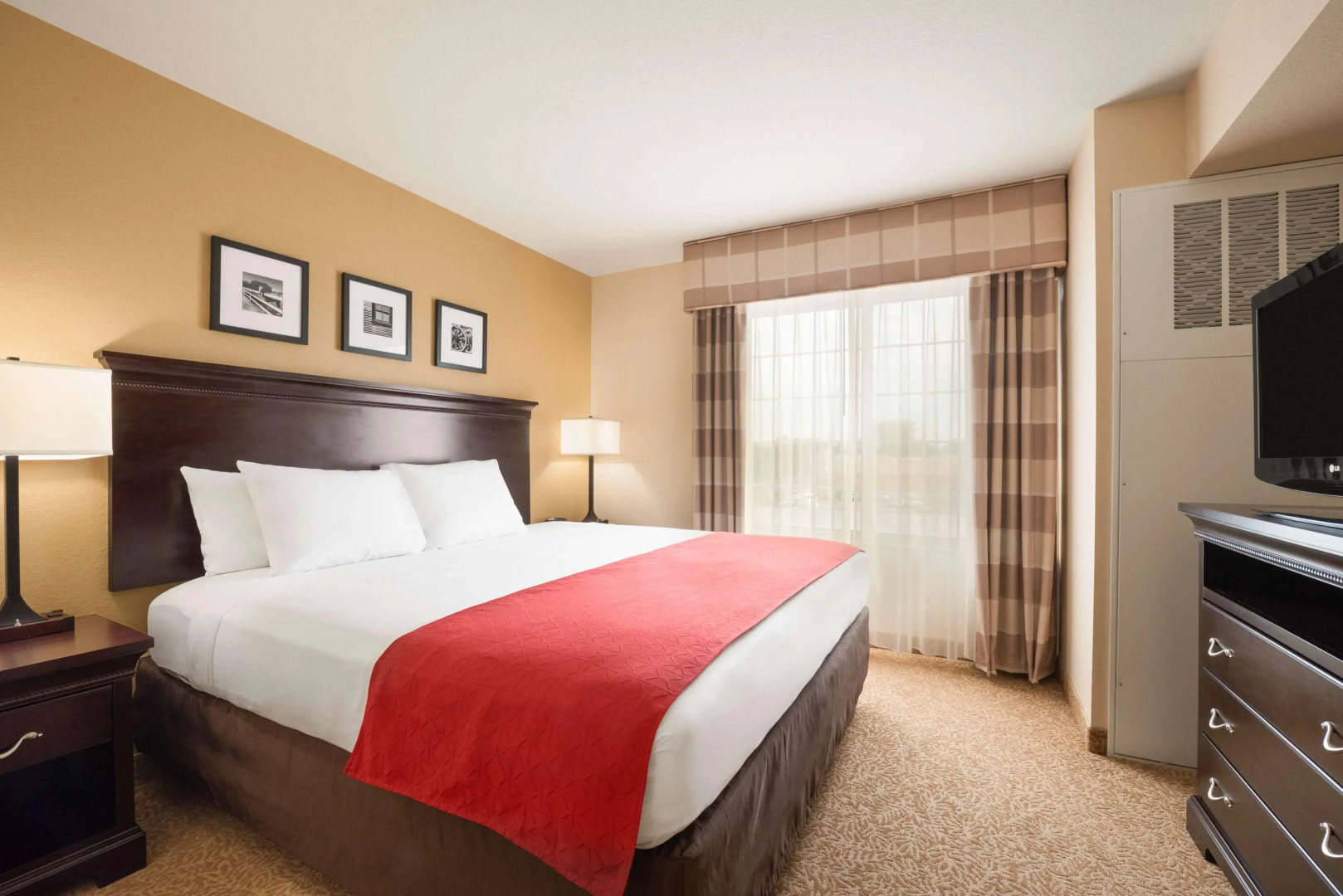 Country Inn & Suites by Radisson, Minot, ND