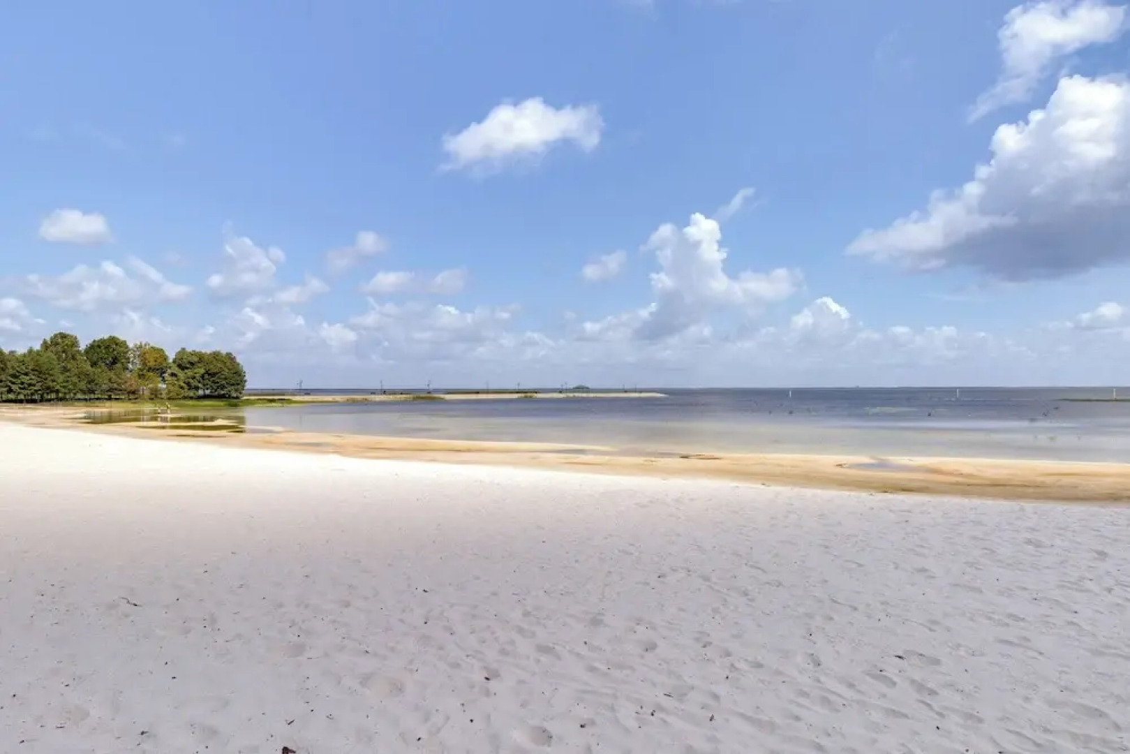 St Cloud Vacation Rental - Walk to Lakefront Park!