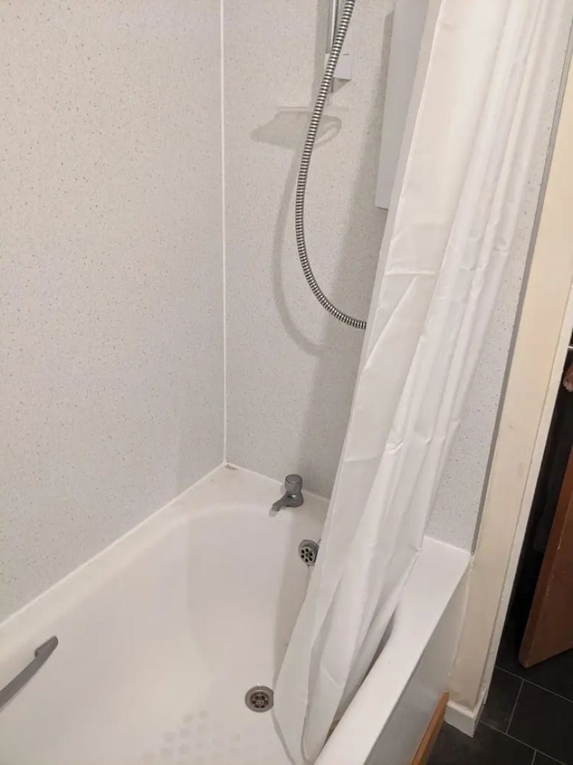 5guests/near Beach/2br/parking/wifi