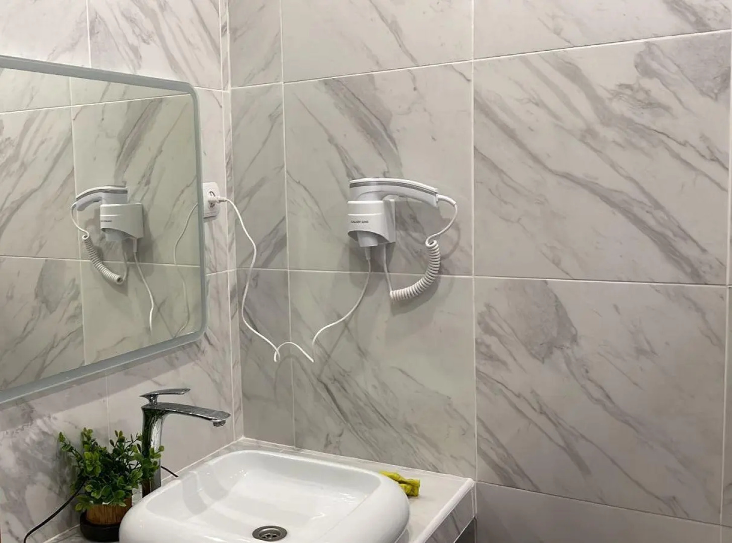 Loyal'ь (Лояль) на улице Карла Маркса 66