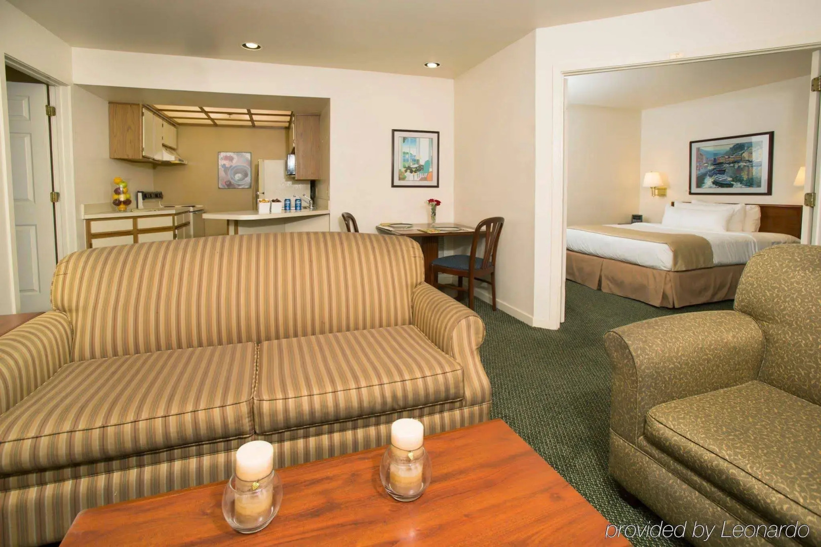 Sonesta ES Suites Somerset