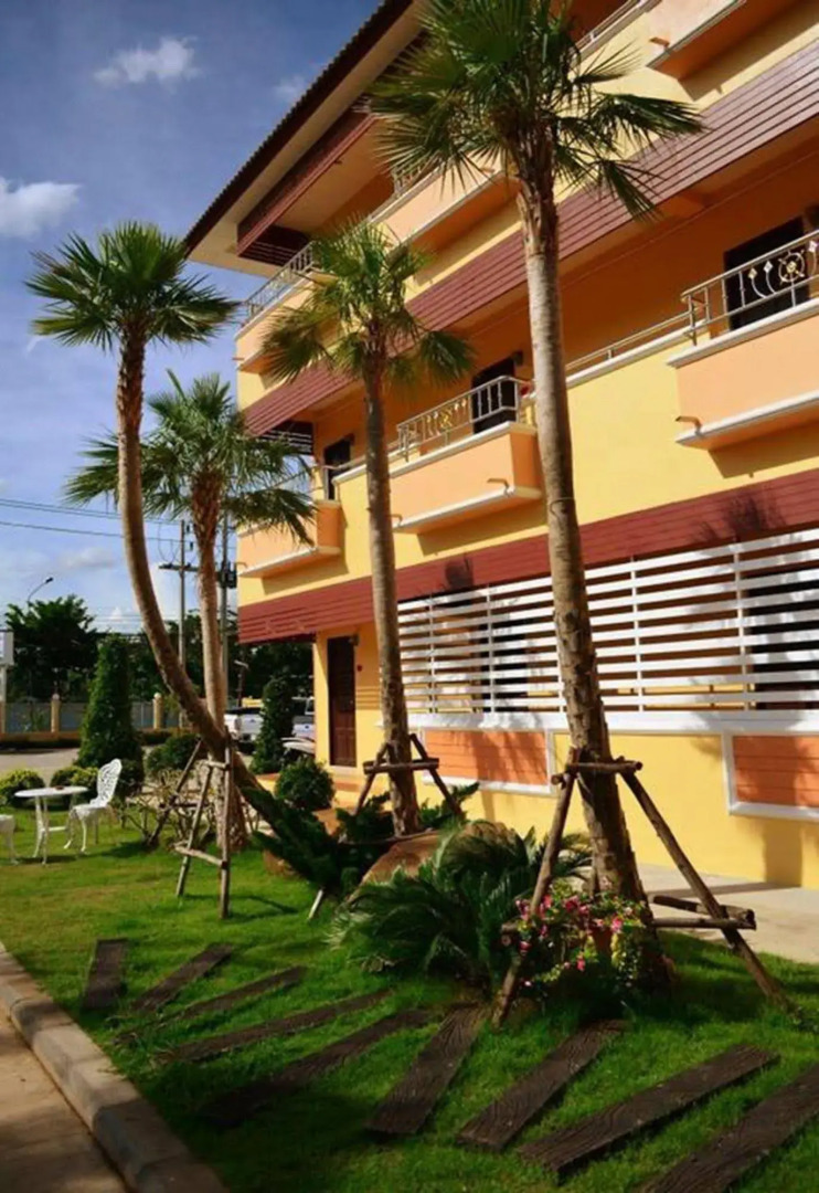 Phrom Phring Place Service Apartment