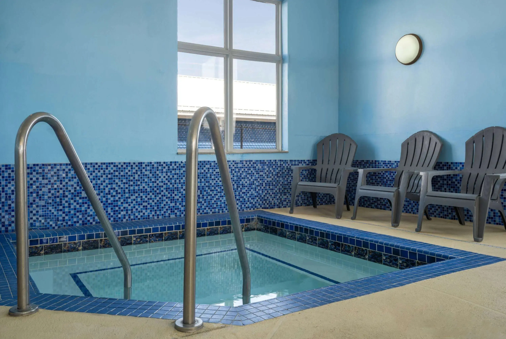 Days Inn by Wyndham Neenah