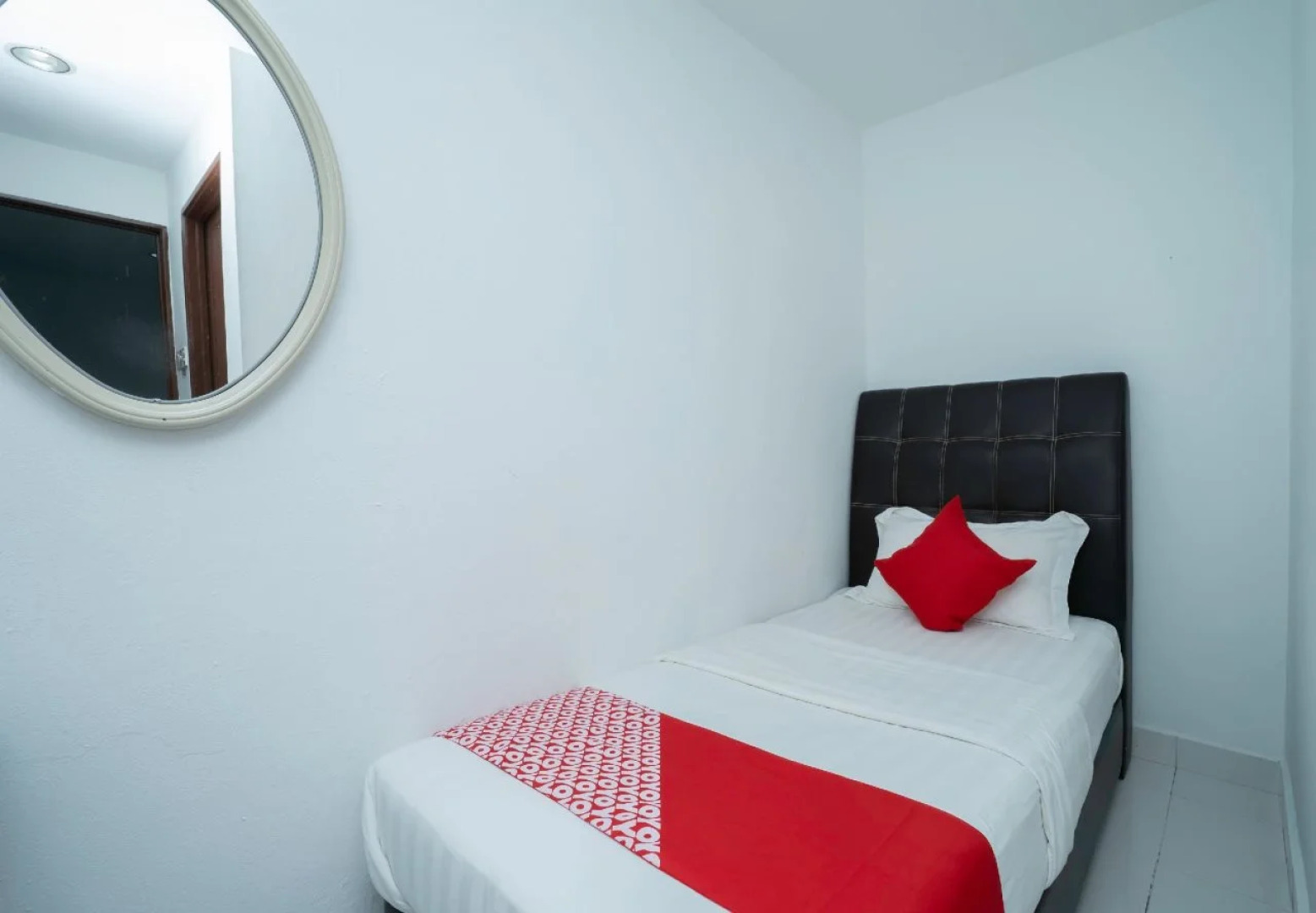 OYO 988 Malawati Ria Hotel