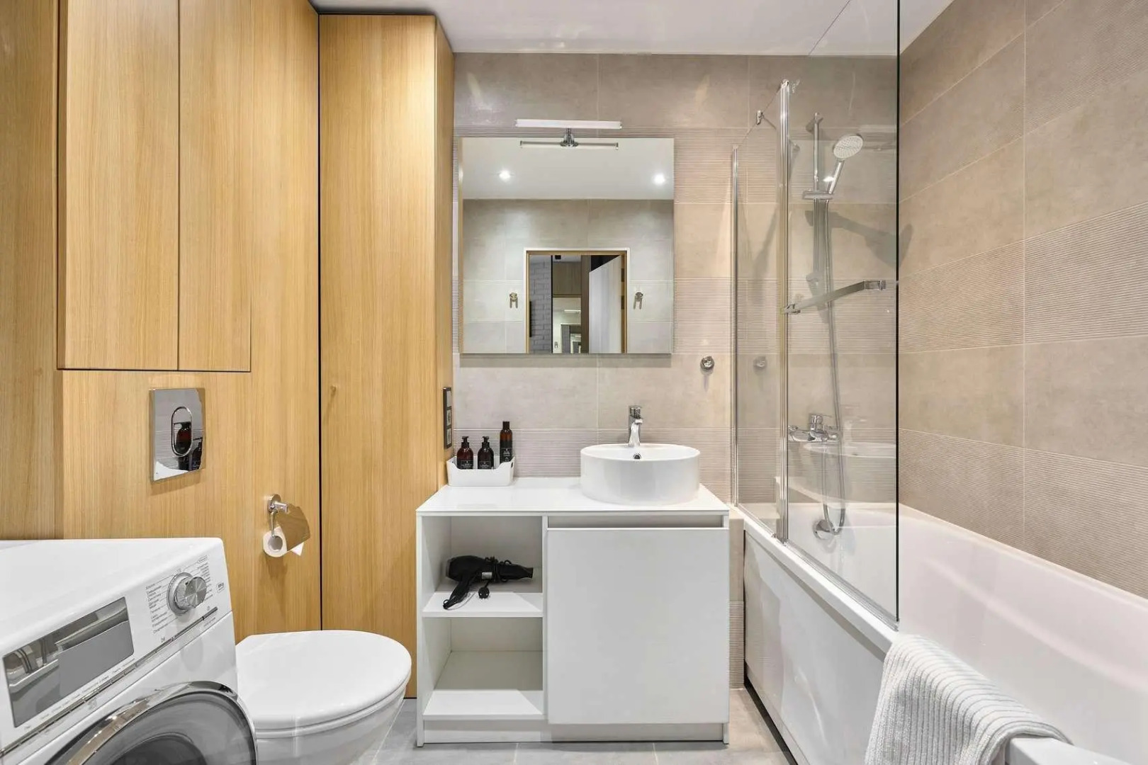 Апартаменты на бульваре Десантника Вадима Чугунова 3