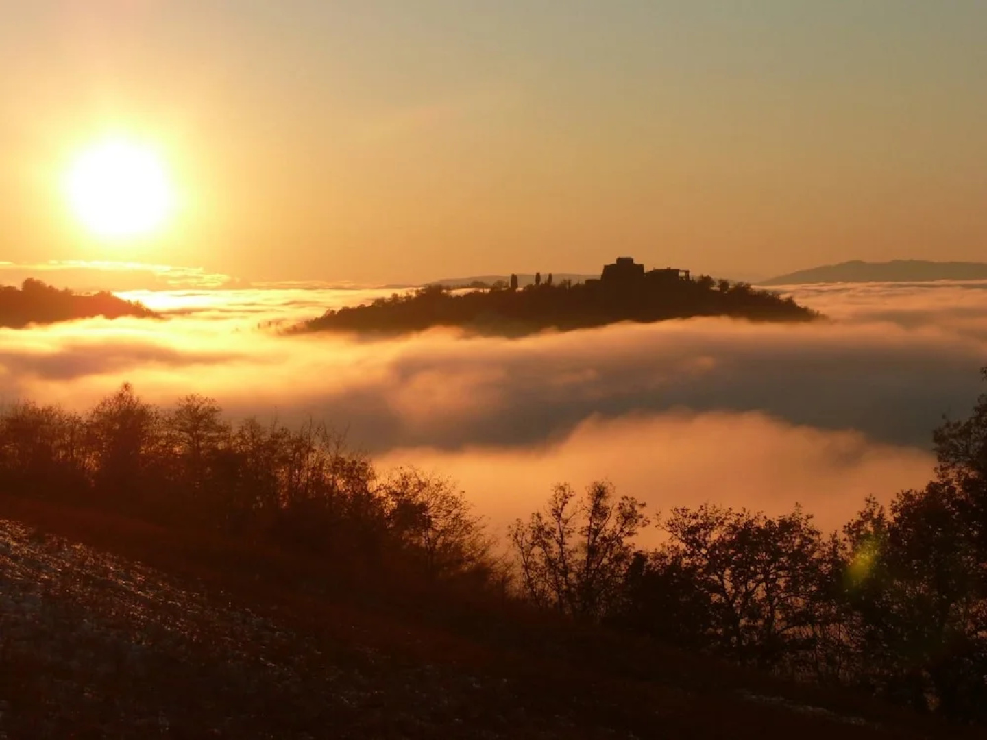 House With 2 Bedrooms in Montone, With Furnished Garden and Wifi