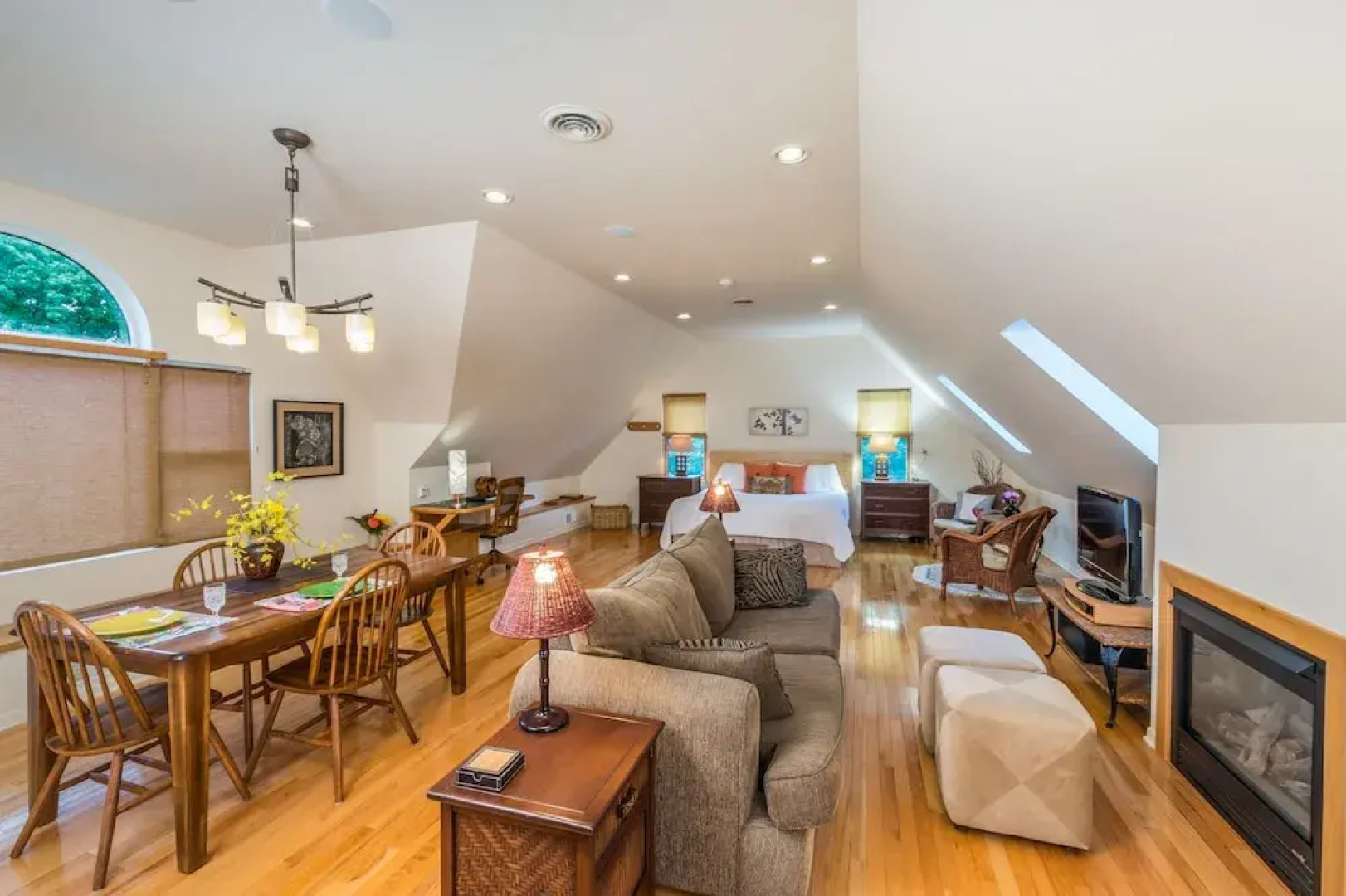 Habberstad House Bed and Breakfast