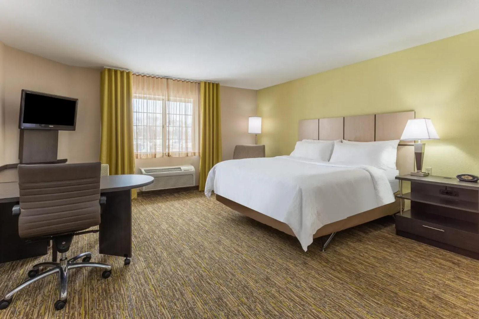 Candlewood Suites South Bend Airport
