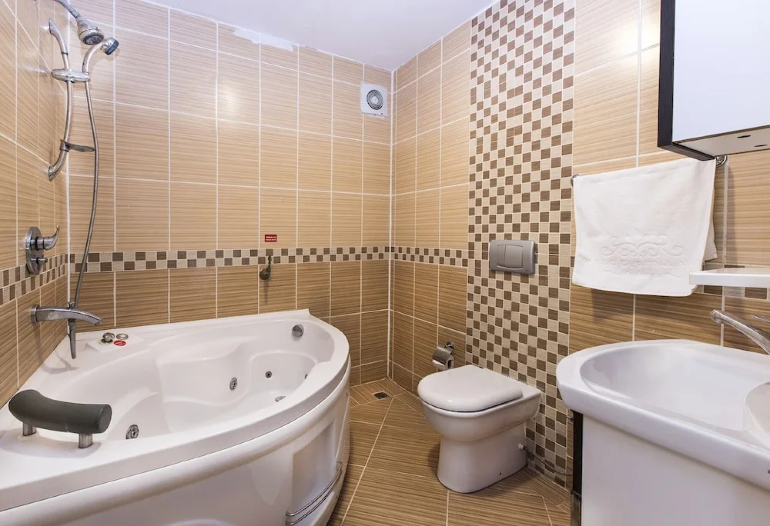 Sarot Thermal Vadi Tatil Köyü -Halal Hotel