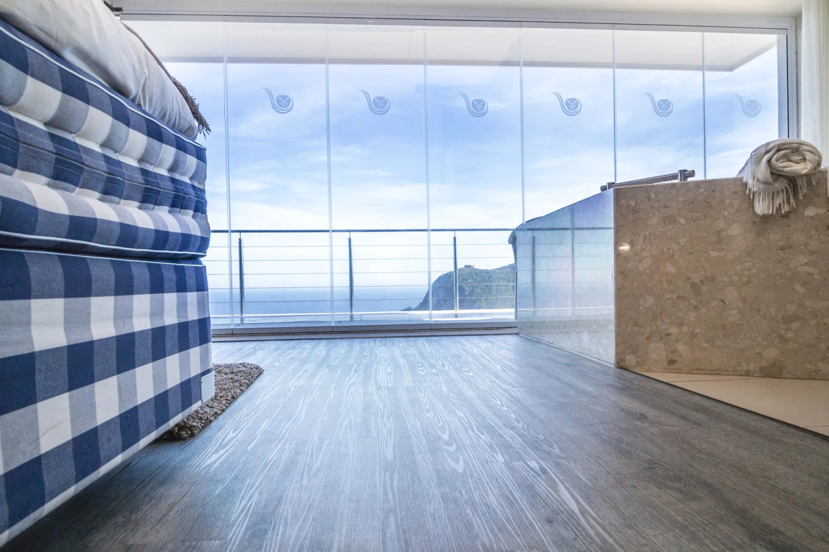 Head over Hills Luxury Retreat