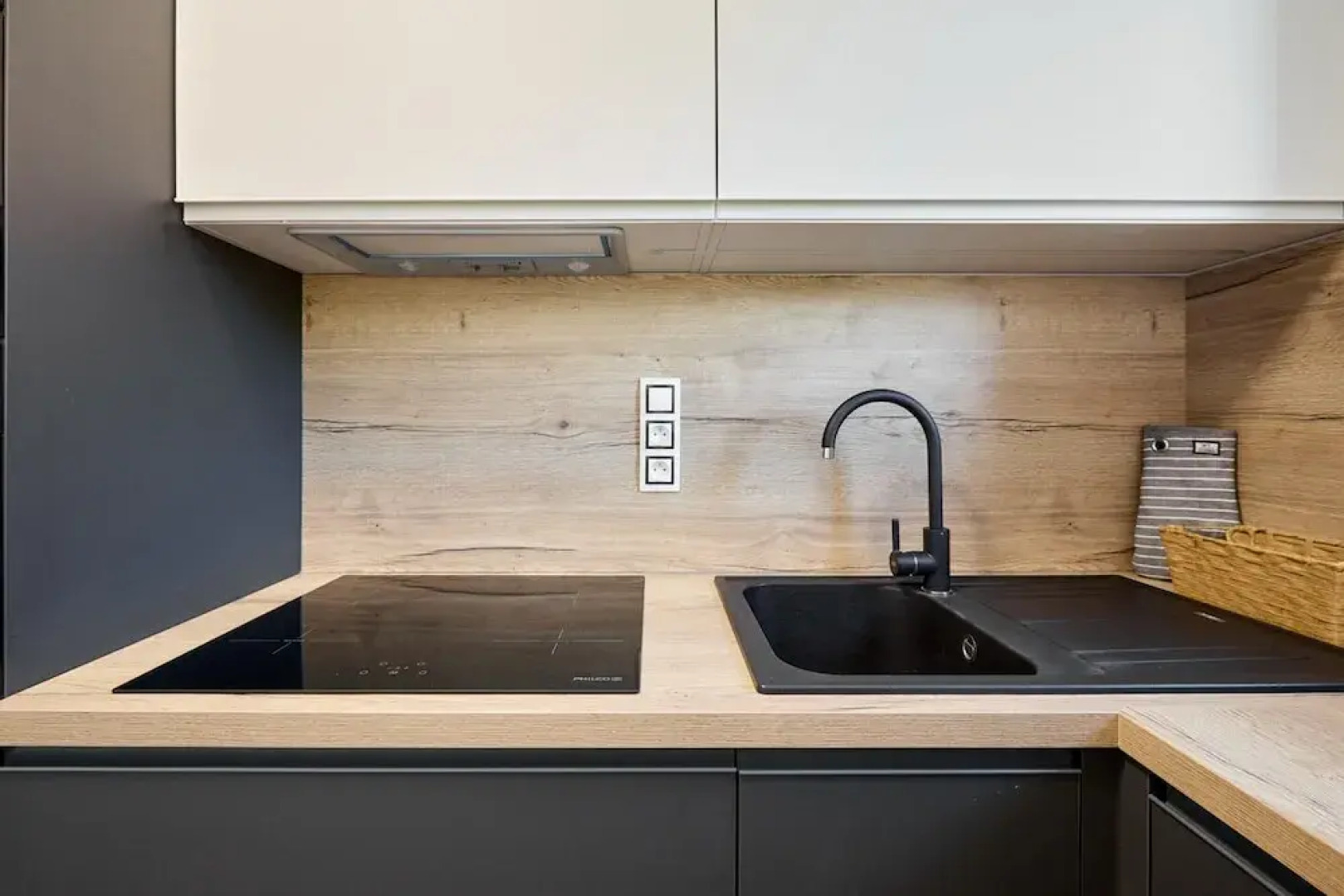 Villa in Radvanice With hot tub