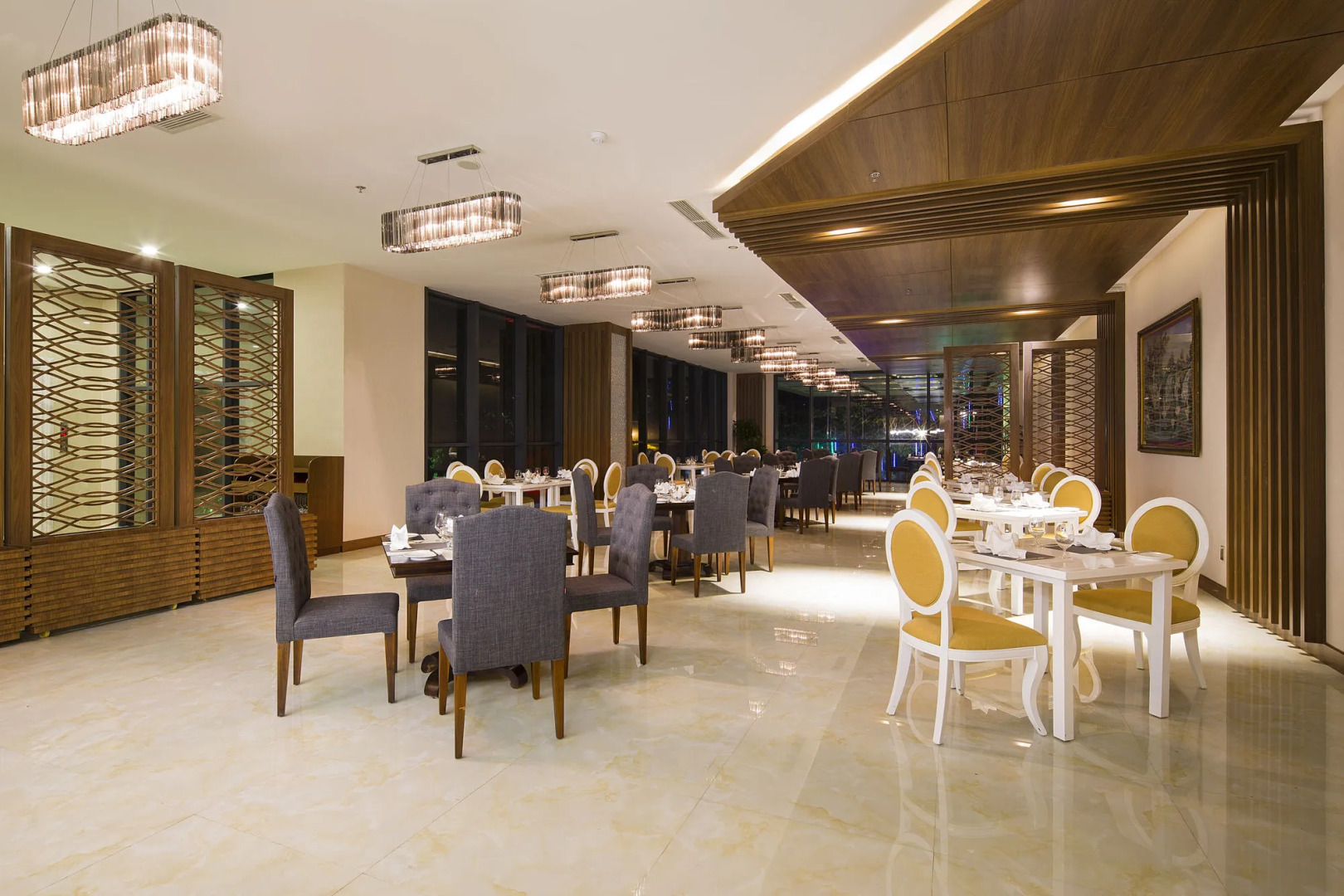Muong Thanh Luxury Nha Trang Hotel