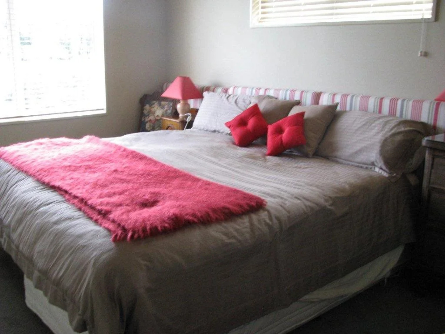 Cricklewood House Bed & Breakfast