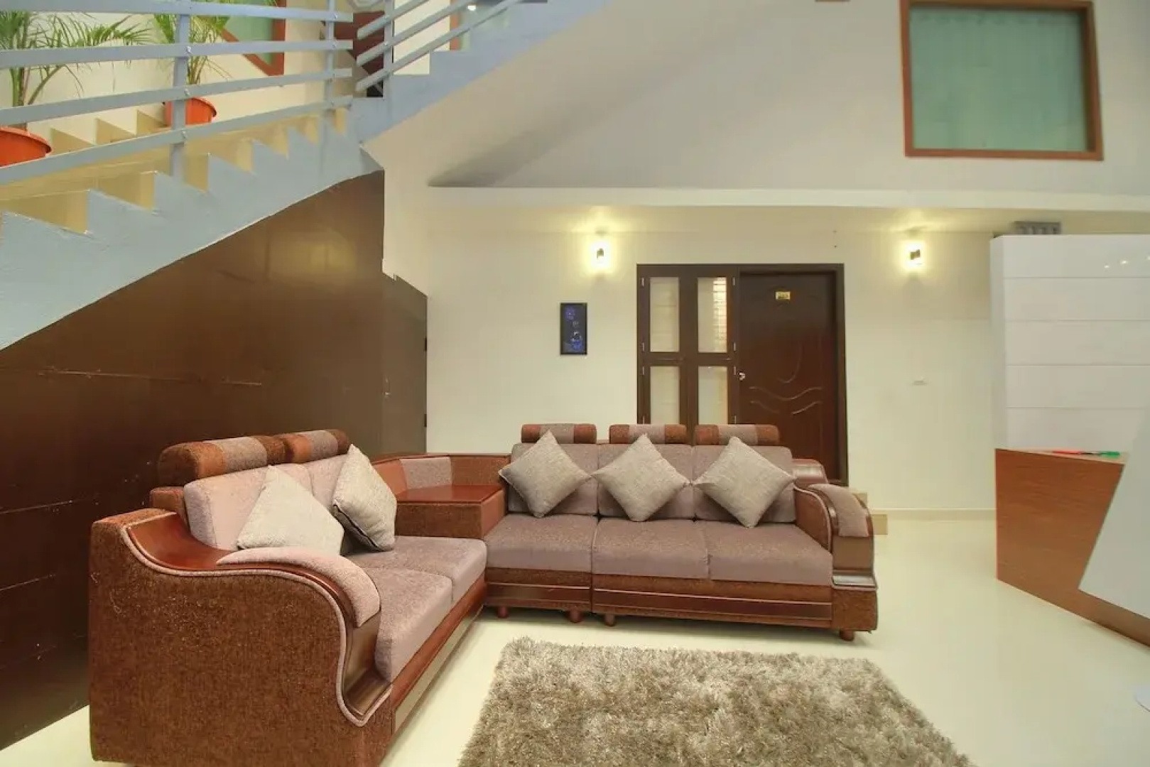 OYO 16047 Igloo Residency