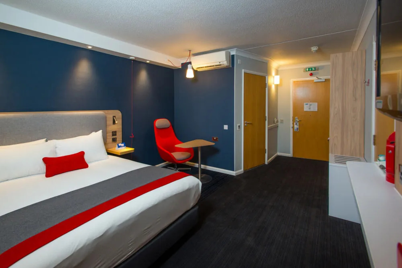 Holiday Inn Express Bath by IHG