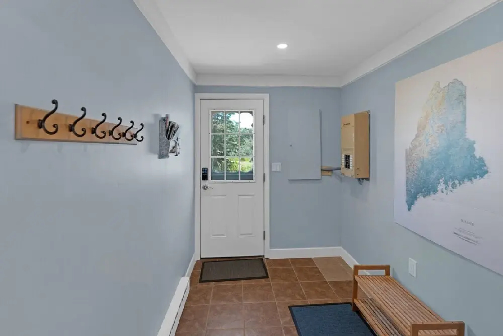 Waterfront Retreat With Stunning Views 3 Bedroom Home