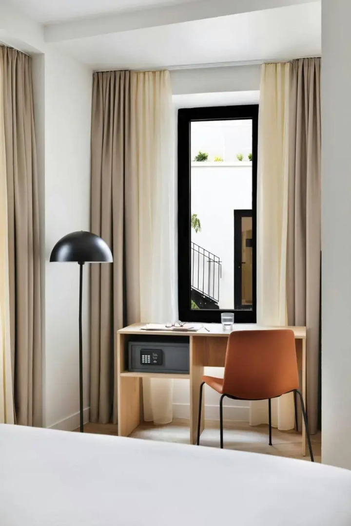 Yvette Hotel Porte de Versailles, Sonder by Marriott Bonvoy