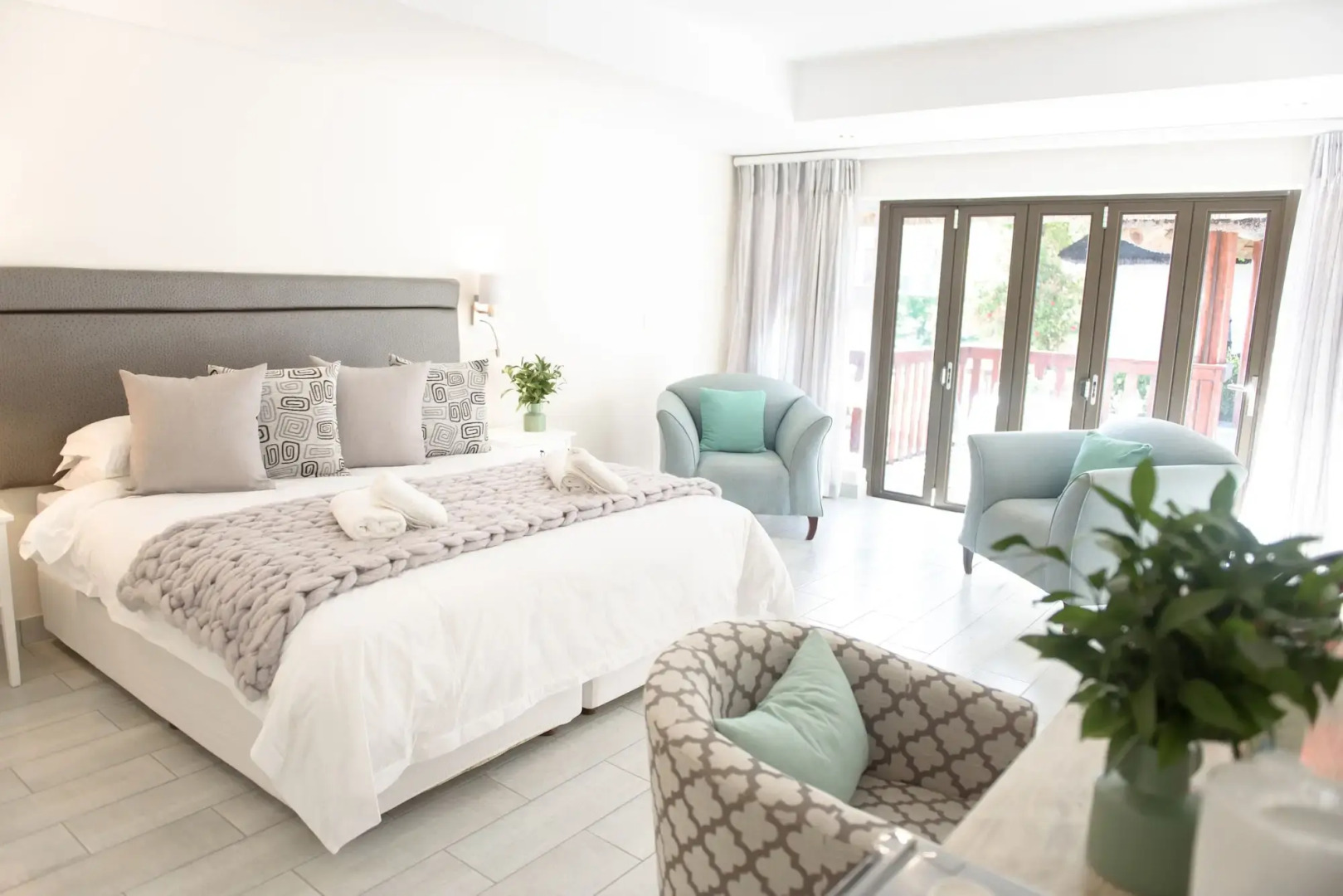 Whalesong Hotel & Spa