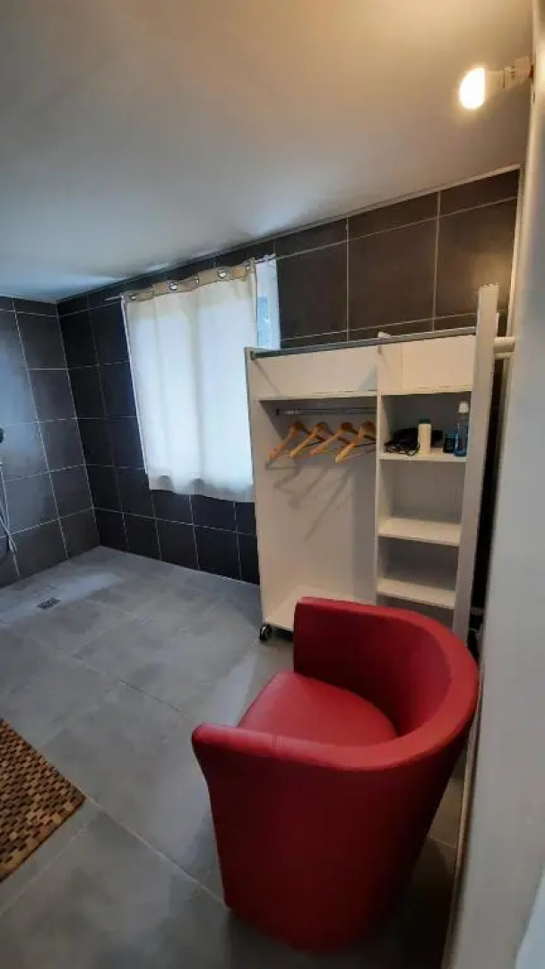 La ptite adresse Love Room 150 M2 Piscine Intérieure chauffé Privée & Spa Privée Parking Gratuit