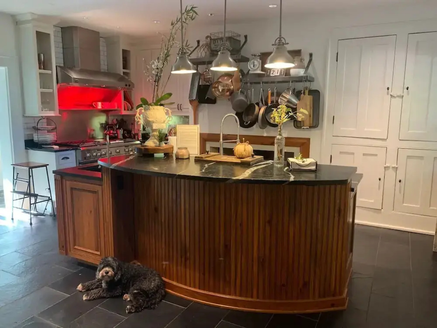 Boyd Harvey Main House And Carriage House 4 Bedroom Home by RedAwning