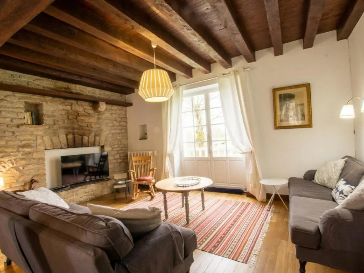 Gîte Annesse-et-Beaulieu, 3 pièces, 4 personnes - FR-1-616-192