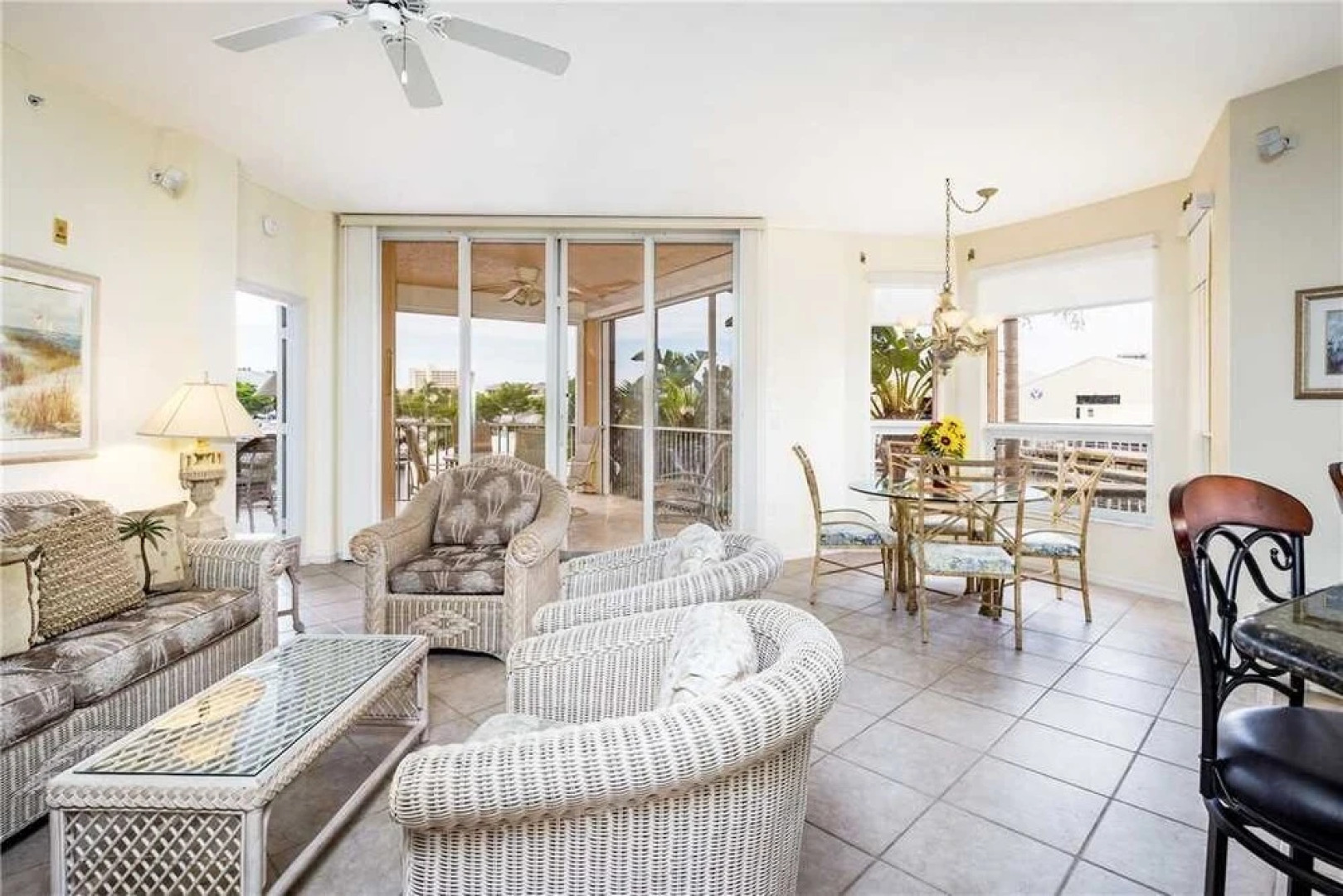 Palm Harbor 204E by Vacation Rental Pros