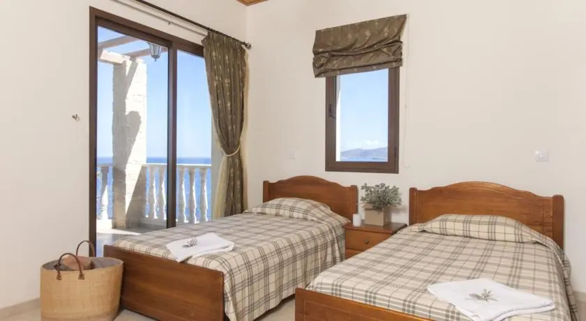 Petros Seashore Villa