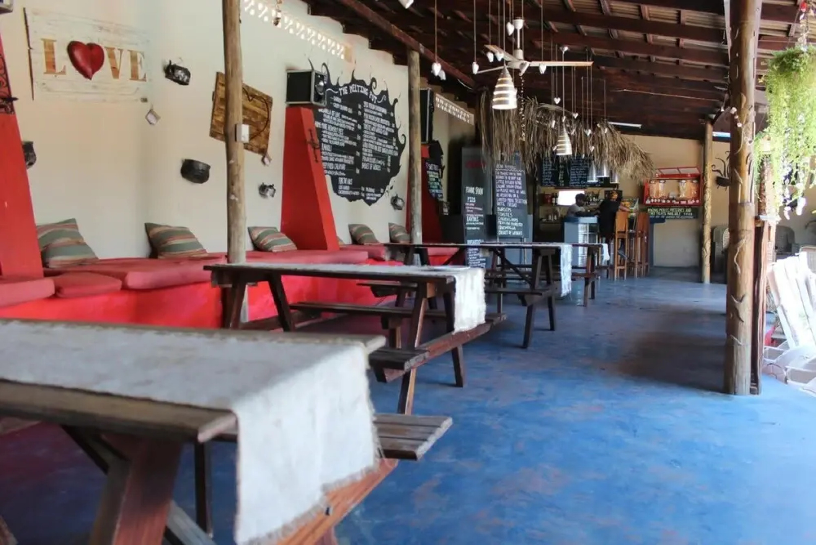 Waves Lodge
