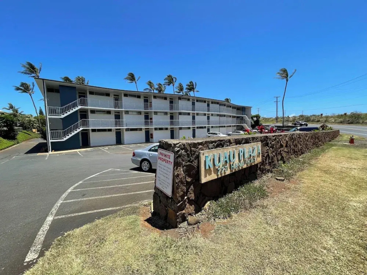 Kuau Plaza Paia Condo with Parking